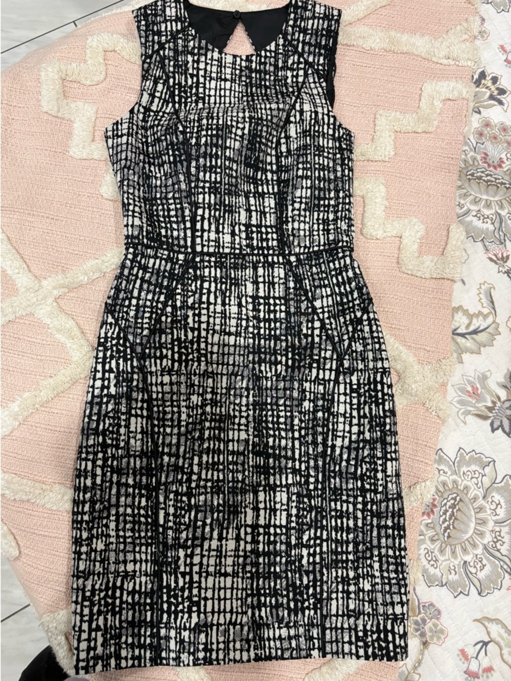H&M Black and White Patterned Midi Sheath Dress